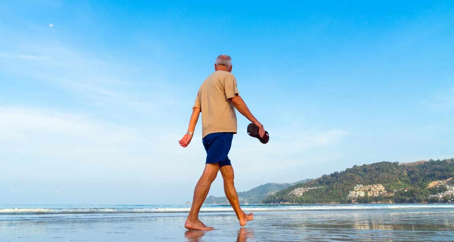 Camminare la mattina benefici ed effetti sul corpo