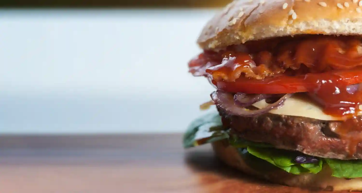 Pollo fritto o hamburger quale il piu dannoso