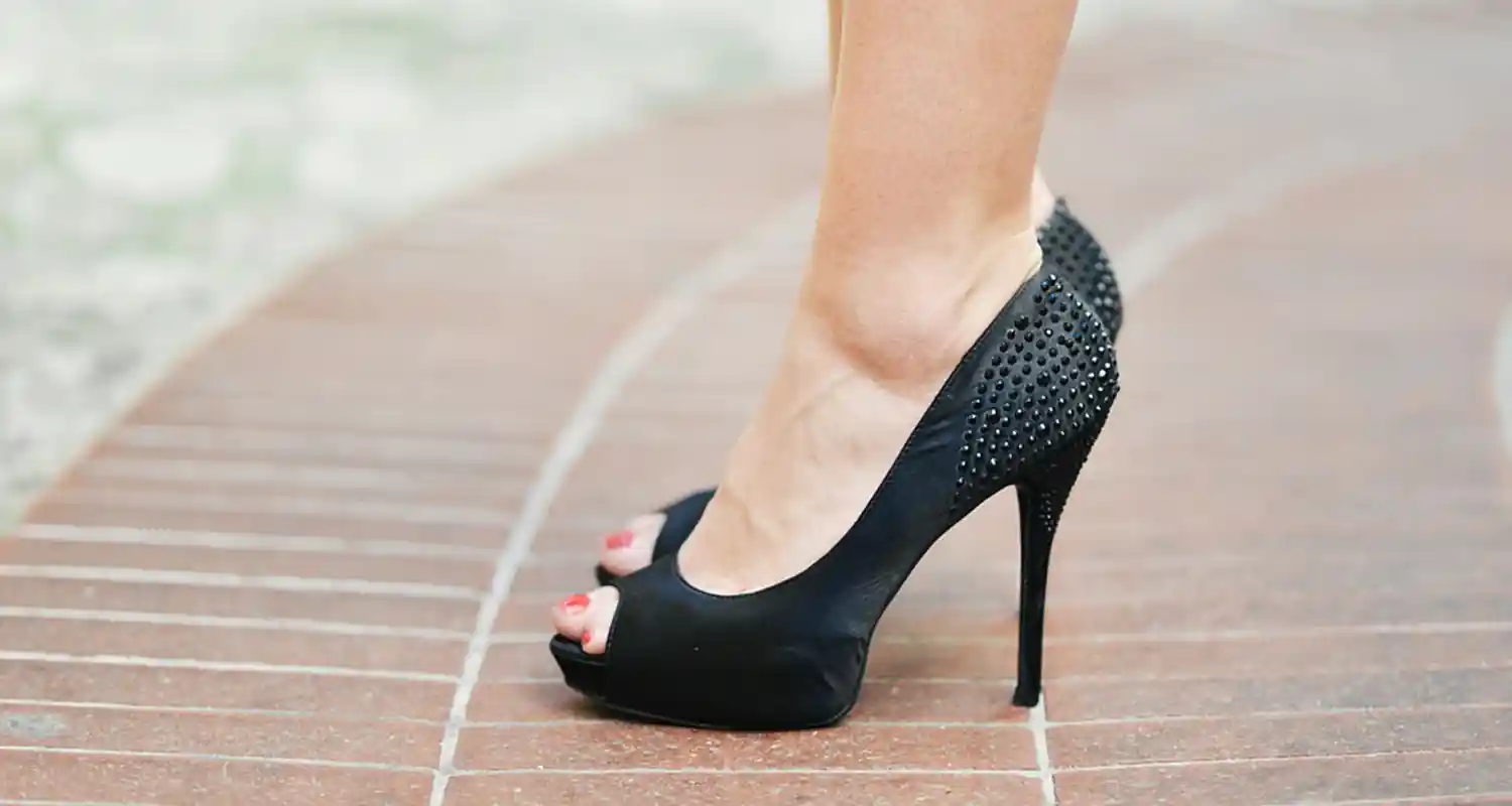 Sognare si comprare scarpe nere significato e spiegazione