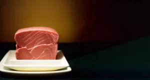 Carne sintetica il futuro della produzione alimentare sostenibile