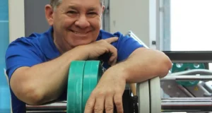 Come sviluppare i muscoli a 60 anni