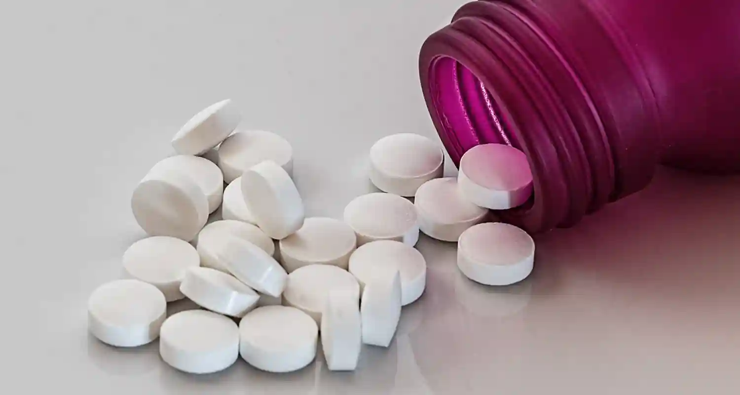 Quali sono gli effetti collaterali piu comuni del paracetamolo e come evitarli