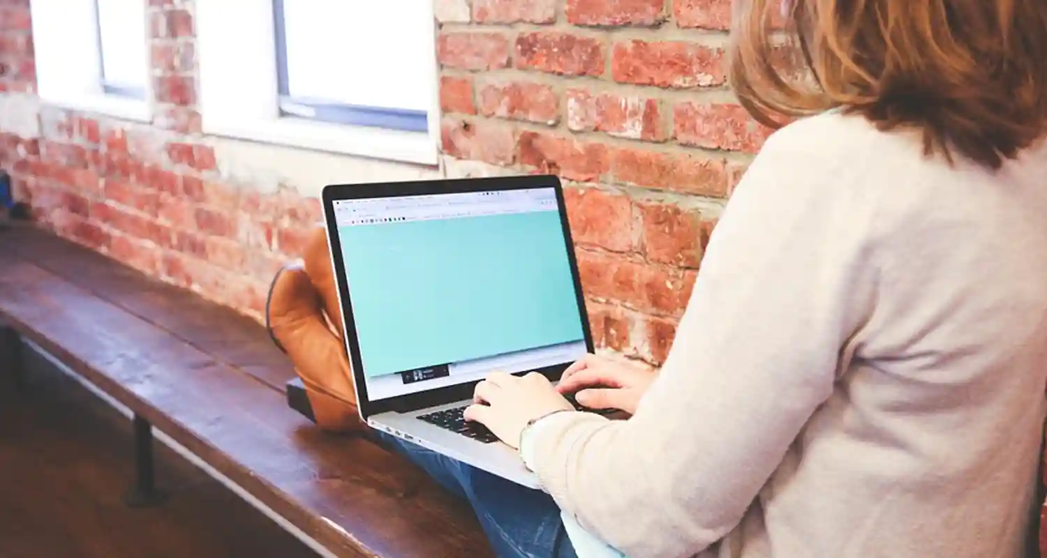 Uso regolare di internet puo ridurre il rischio di demenza