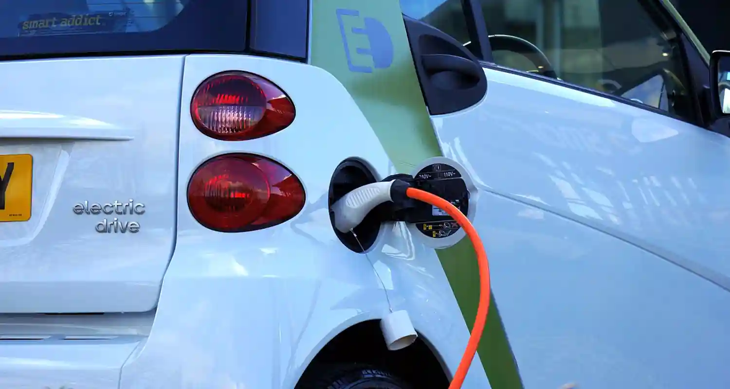 Auto Elettriche Audi Porsche e Volkswagen utilizzeranno il connettore NACS