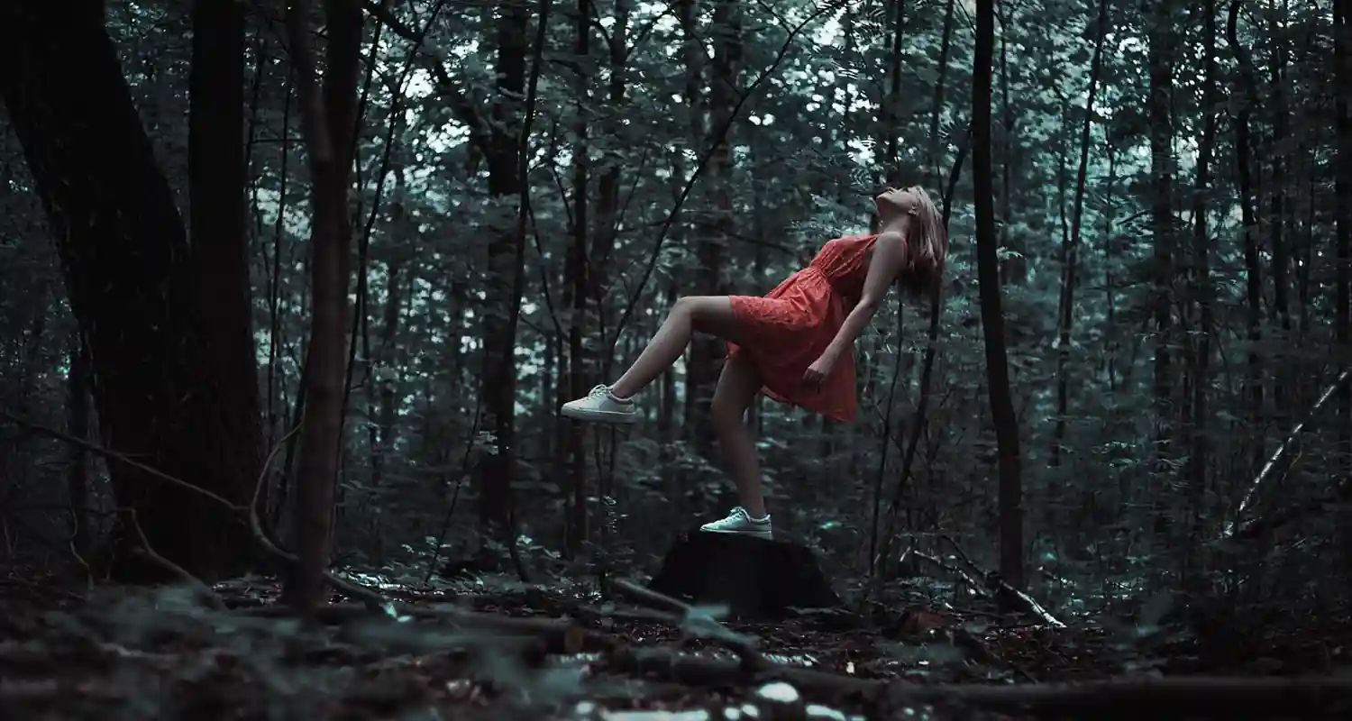 Perche la gravita ci spinge verso il basso